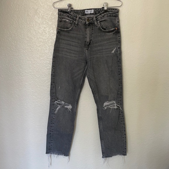 Zara Slim Straight High Rise Ripped Jeans - Picture 3 of 8